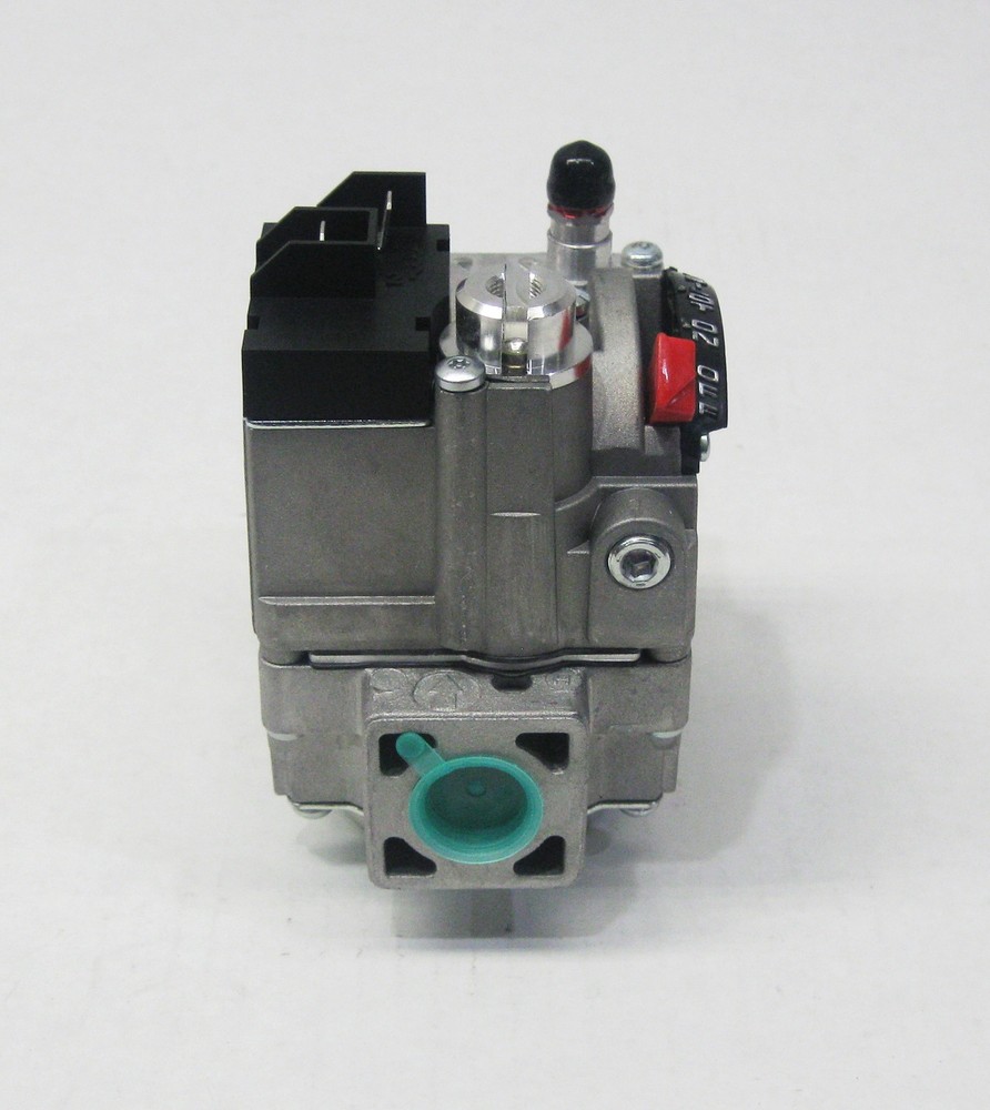 Robertshaw 720-474 24 Volt Step-Opening Combination Gas Valve 7200ERCS