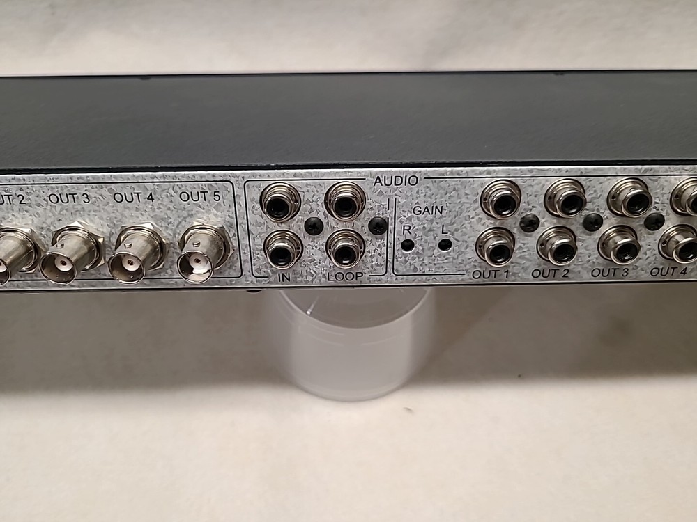 Ocean Matrix Video Audio Distribution Amplifier OMX-7001