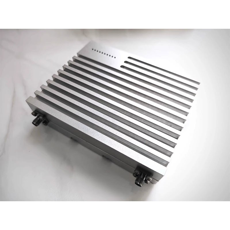 LibreVNA 100kHz-6GHz 2-ort Vector Network Analyzer with Flanged Connectors