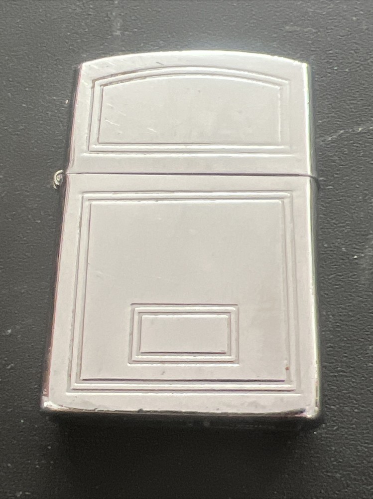 Vintage RONSON WIND II Cigarette Lighter