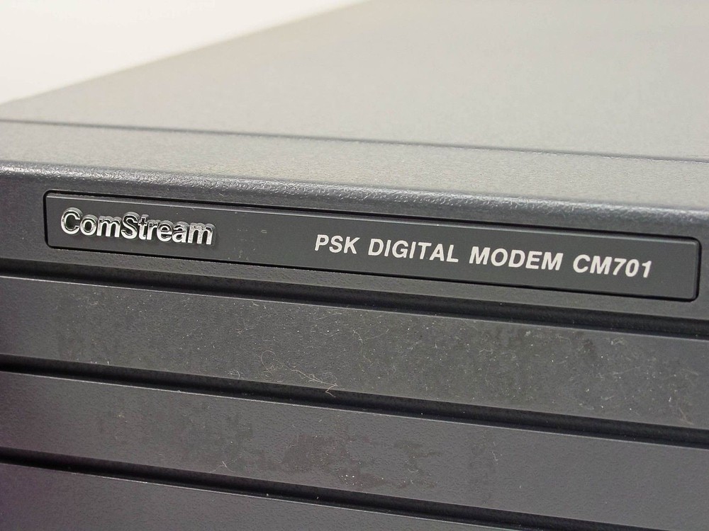 ComStream PSK Digital Satellite Modem, Doppler Buffer, 140 MHz Modulator CM701