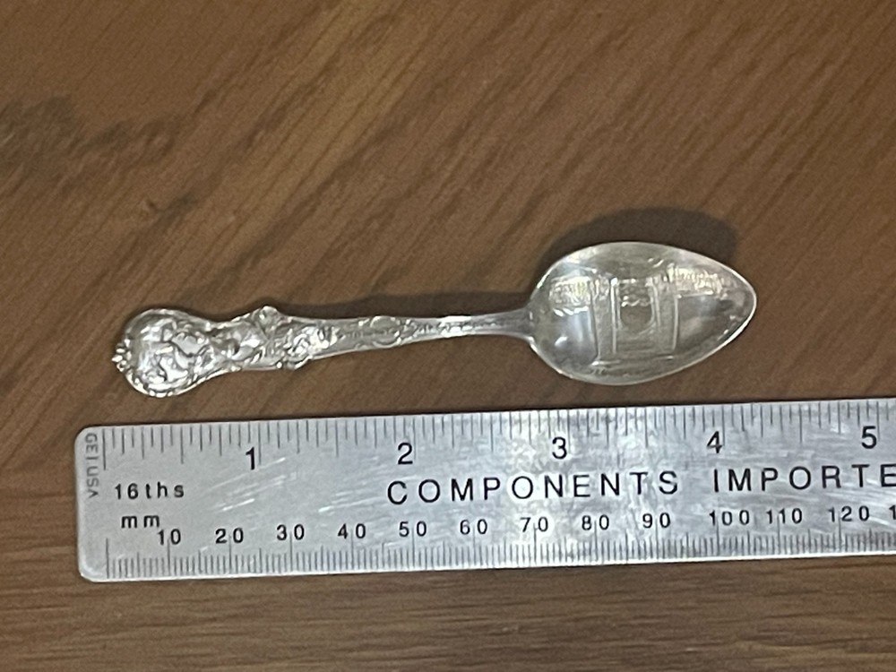 STERLING SILVER Yellowstone Souvenir Spoon  11 g