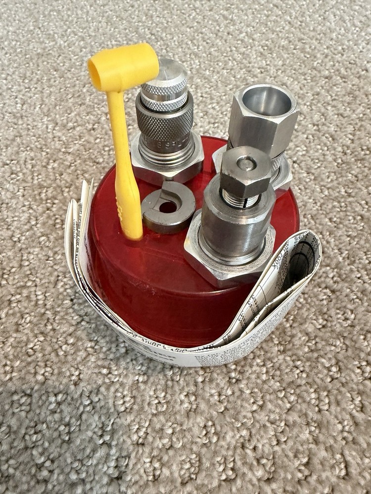 Lee Anniversary Reloading Kit With additional Dies; See Pics and Description