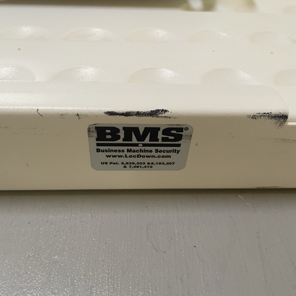 BMS Universal Locking Projector Security Mount Medium-Wide