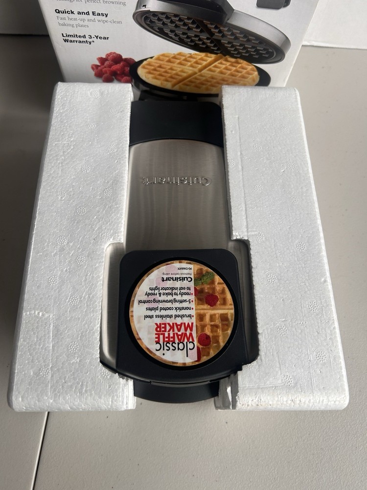 Cuisinart WMR-CA Waffle Maker - Silver - New In Box