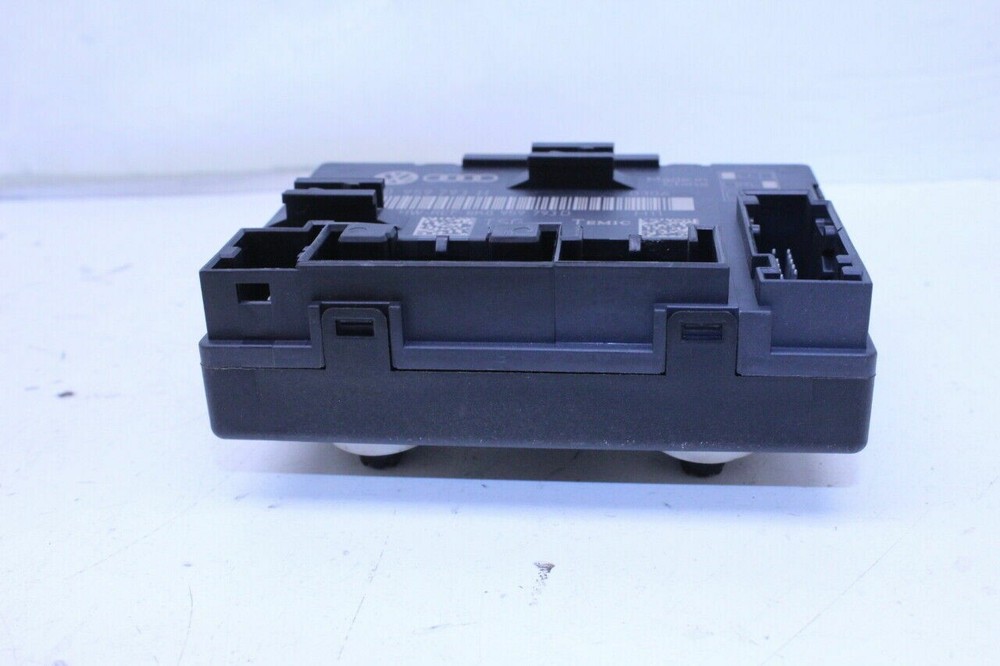 2010 Audi A4 A5 Q5 Front Door Control Module Left OEM