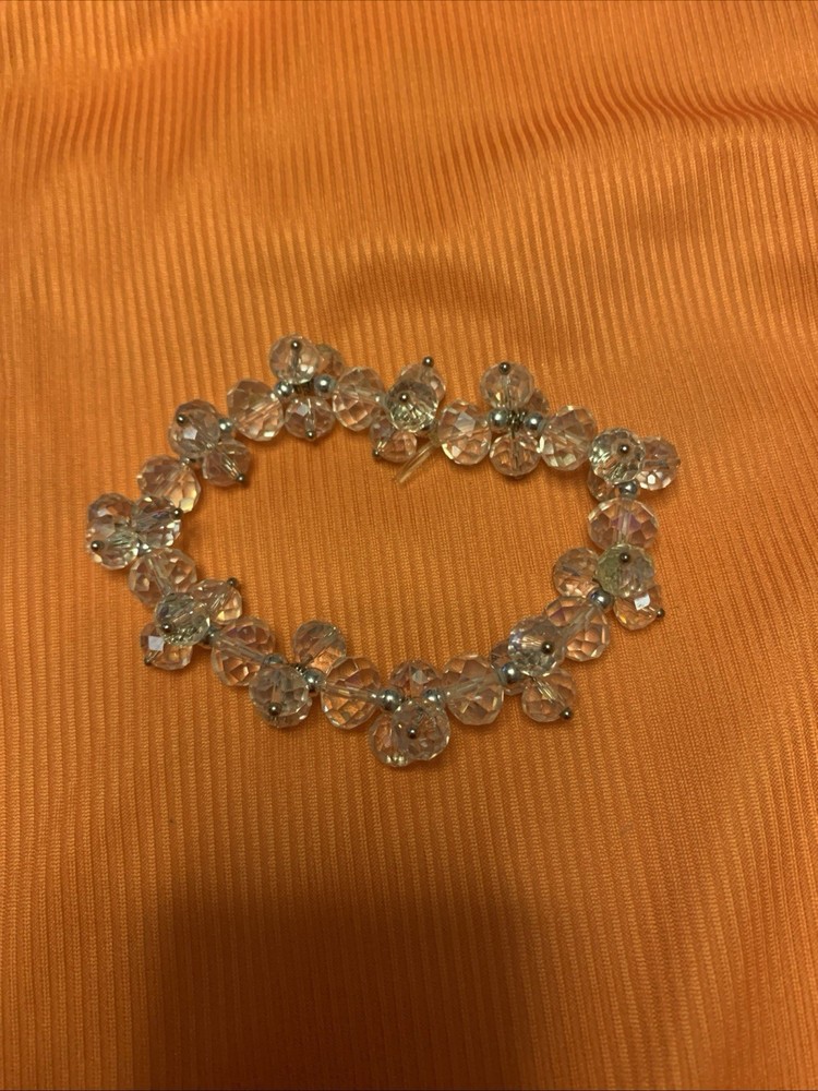 Silvertone Crystal Bead Stretch Bracelet (J35)