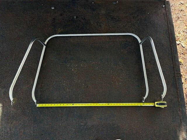 WINDSHIELD GRABRAIL CENTER CONSOLE