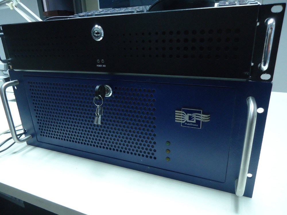 PUBLITRONIC DELTA BROADCAST SERVER, 4 CHANNELS SDI = E X C E L L E N T =