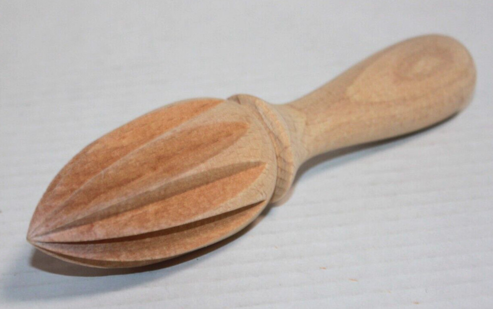 Wooden Lemon Squeezer Fruit Juicer Hand Press Tool