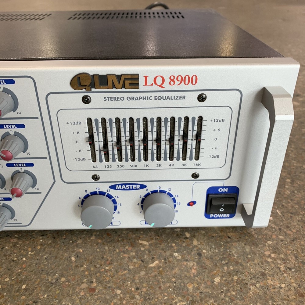 Live LQ 8900 Stereo Graphic Equalizer System RARE Turns On