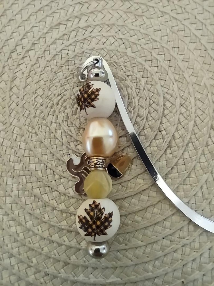 Hand beaded bookmarks, Squirrel, Acorn, Fall leaves, Autum Fun