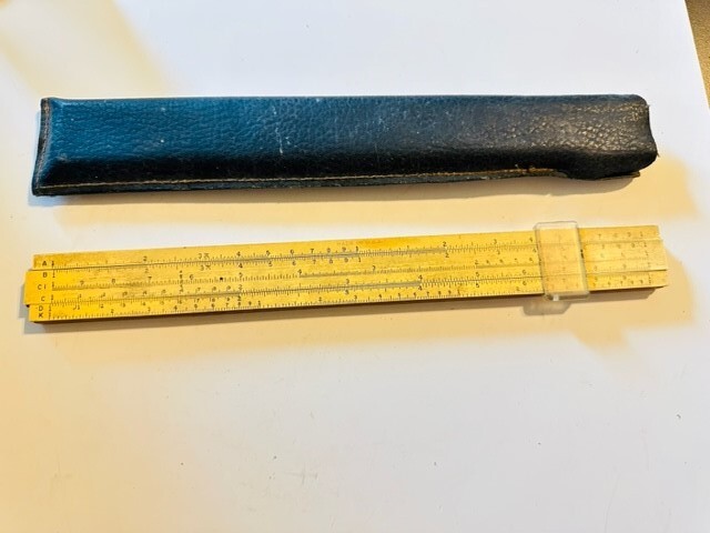 Sliderule w/ Case