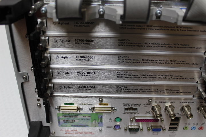 3729 Agilent 16902A Logic Analysis System