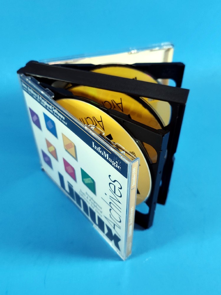 InfoMagic 6-CD Linux Archive Dec 1999 Tools & Software PC CD-ROM