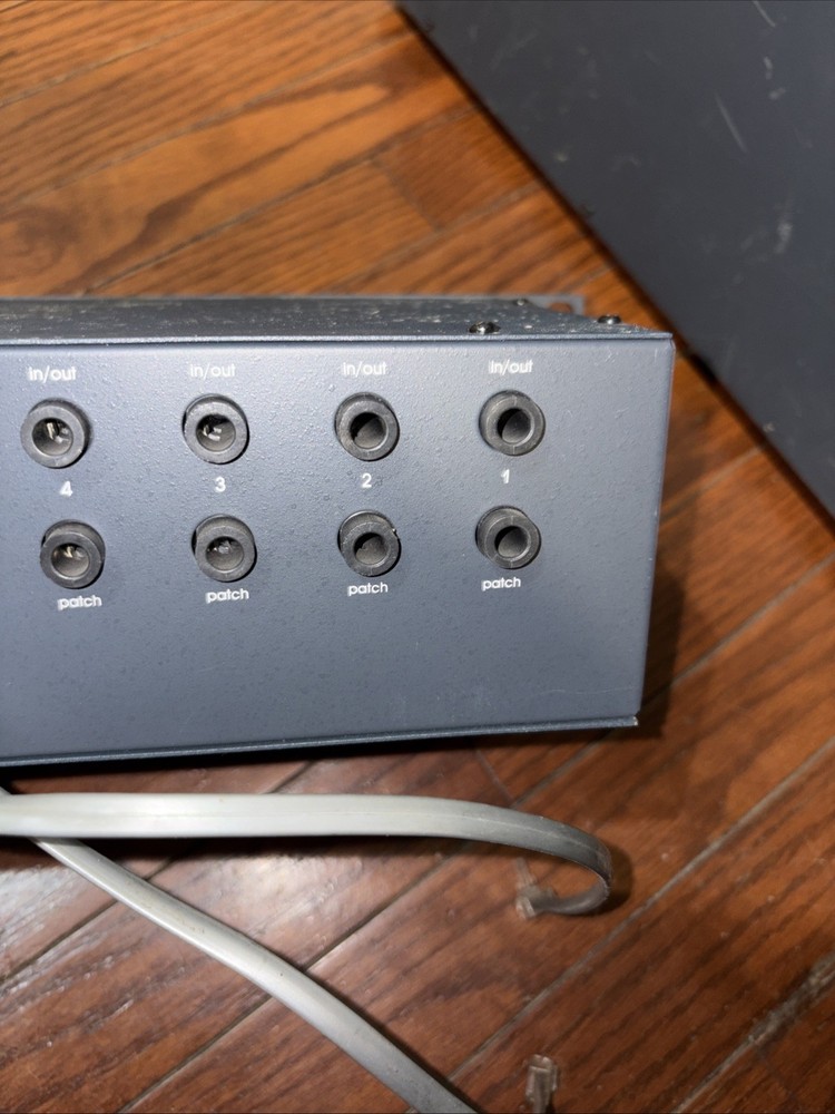 Biamp Advantage Equalizer 8 Channel 3 Band & Microphone Mixer 301e Untested