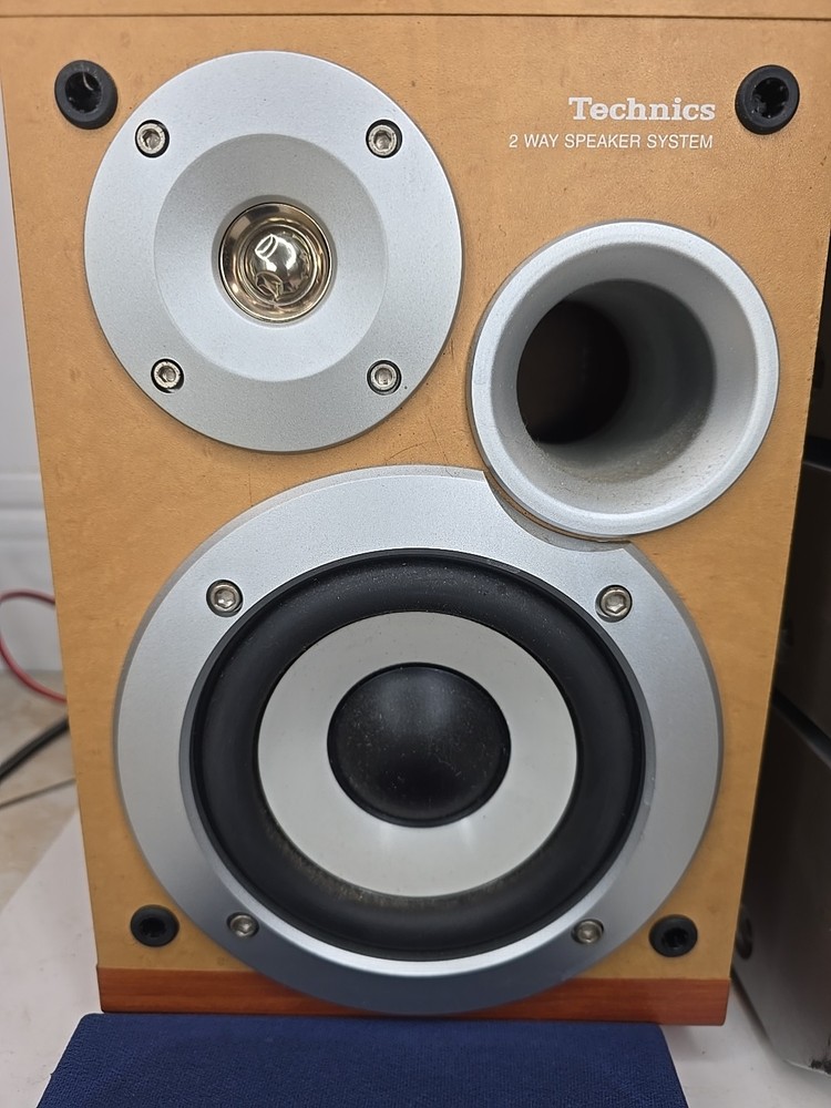 Technics Micro Stereo Component System *Partialy Working* READ