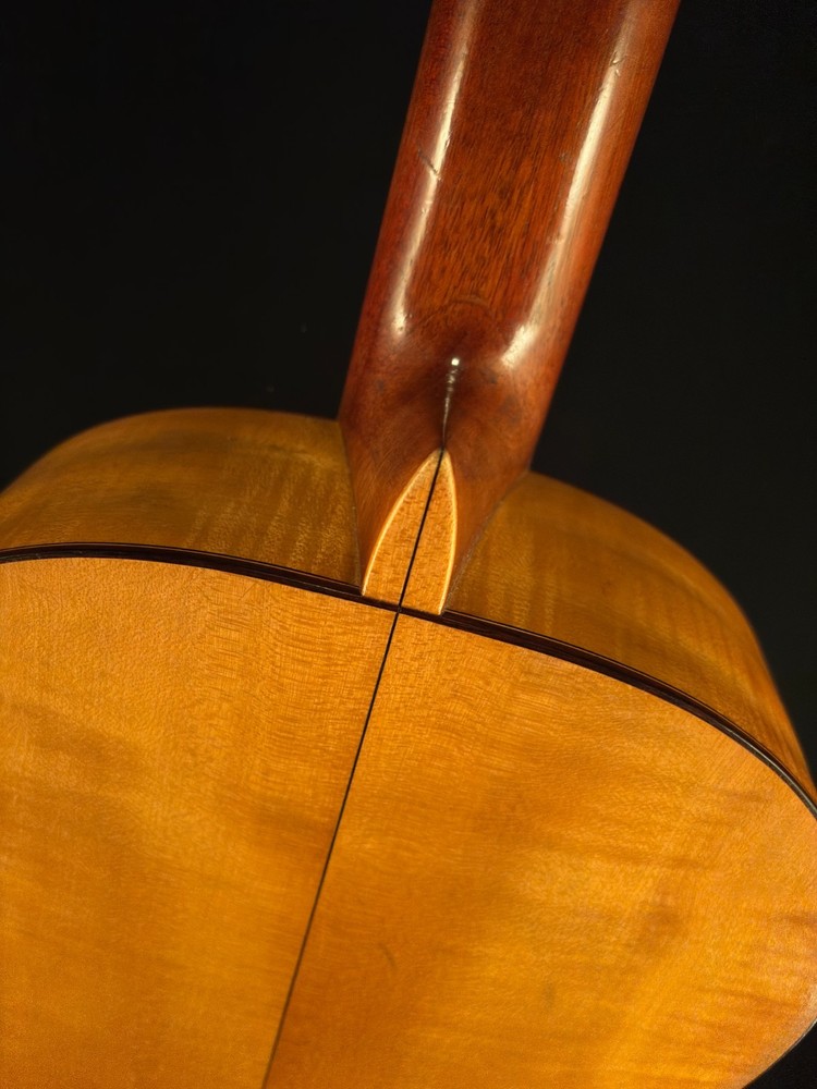 1965 Manuel de la Chica Guitar