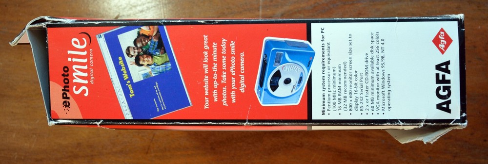 AGFA Smile Camera, open box, no batteries, excellent