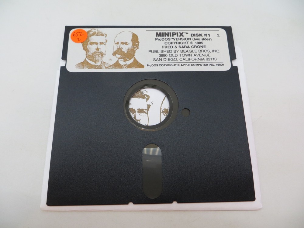 1985 APPLE COMPUTER 5.25" Floppy Disk MINIPIX ProDOS Version Beagle Bros