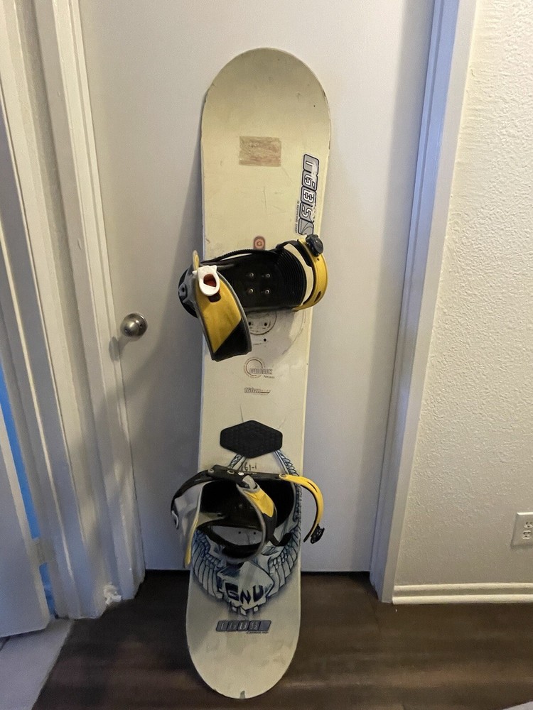 GNU Mervin MFG 161cm Snowboard - White (Plus Bindings)