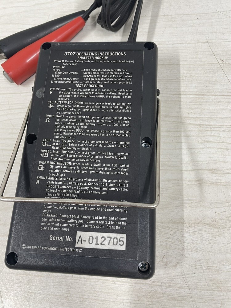 Mac Tool ET3707 Digital Engine Analyzer 10 Megohms Missing Test Lead- See Pics