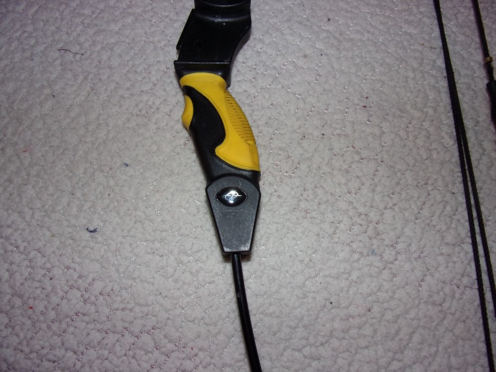 Barnett LiL Banshee Youth Compound Bow