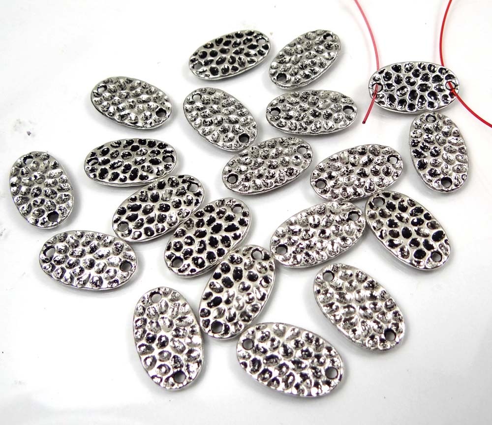 20 Silver Pewter Hammered Oval Connector Link 18x10mm