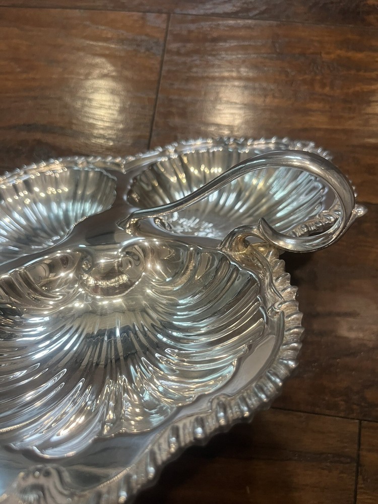 Vtg Silver Plate Silver By Sacks Clam Shell 3 Section Tray