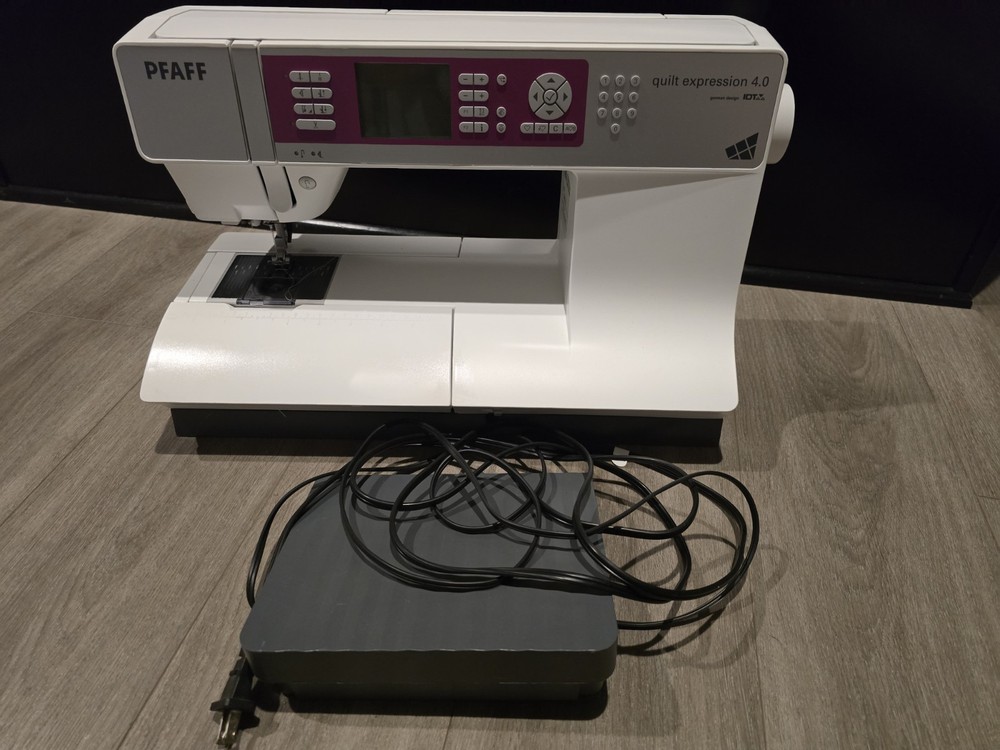 Pfaff quilt expression 4.0 sewing machine