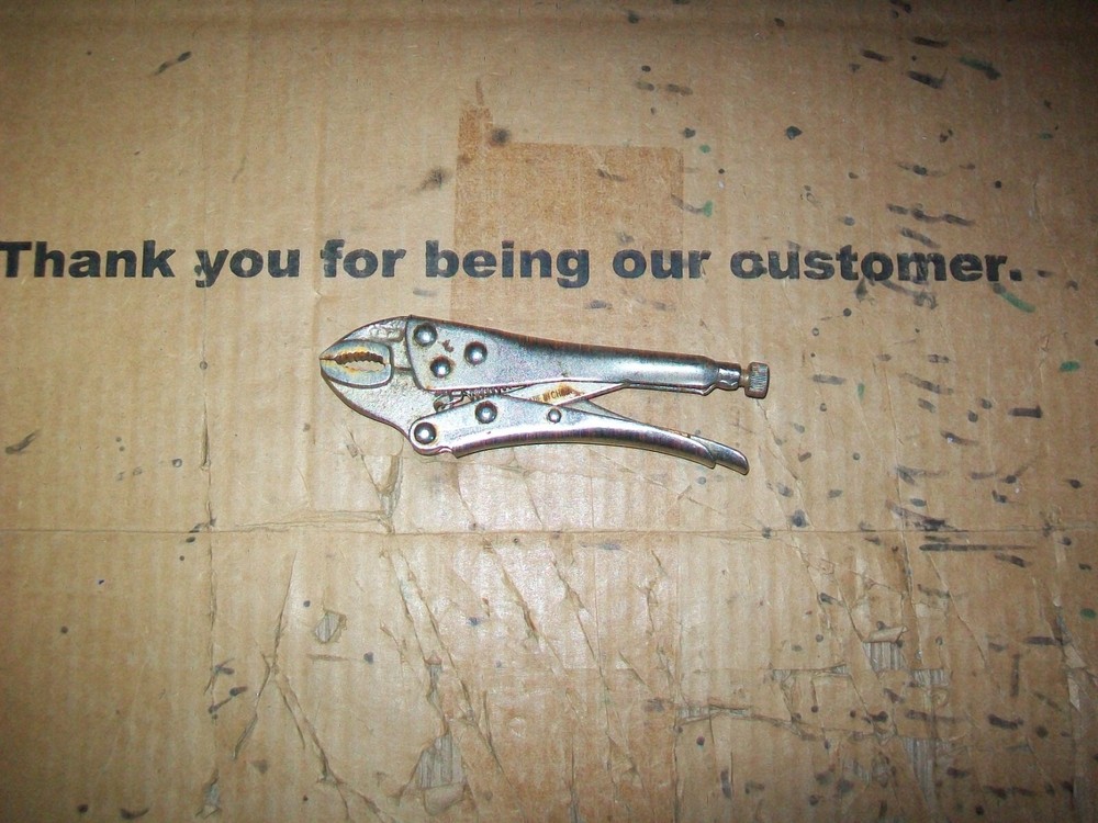 Vintage Unbranded 5 Inch Locking Plier