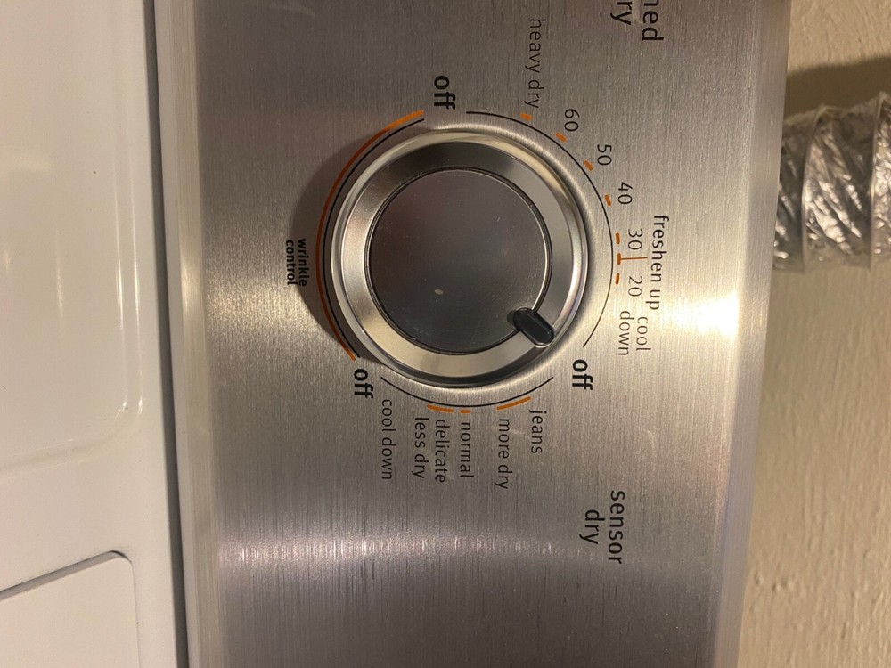Lightly used white Maytag top load washing machine/ front load dryer