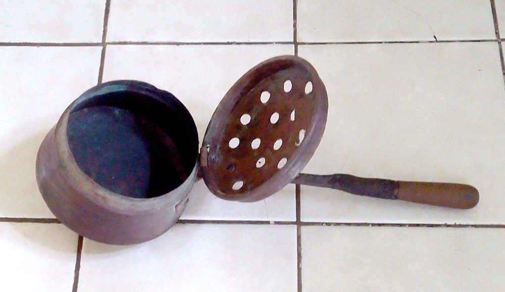 Antique Long Handle Copper Bed Warmer