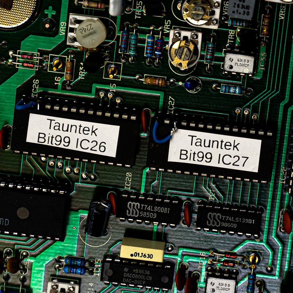 LEM Crumar Bit-99 w/ Tauntek Firmware – Non-Functioning Project Synth w/ Upgrade