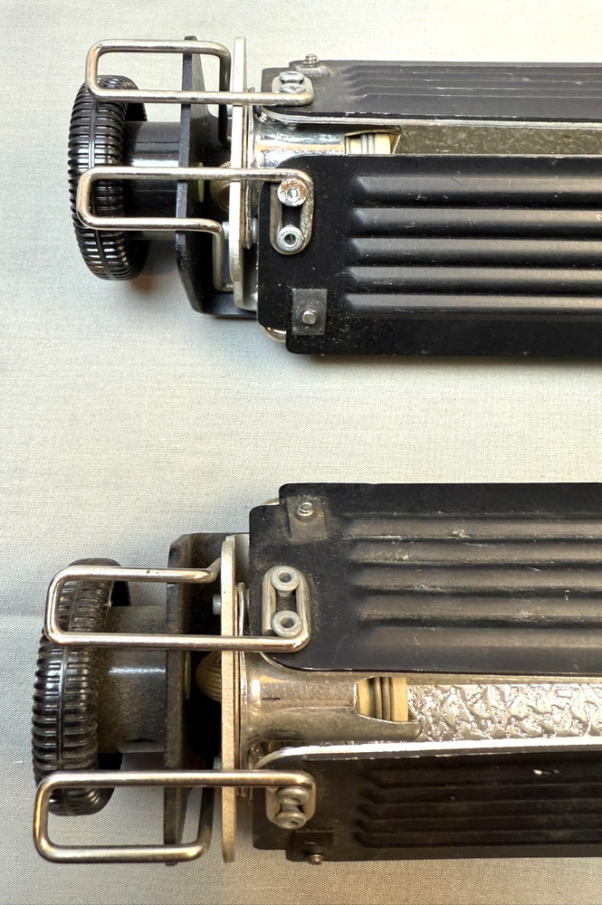 Lowel Tota-Light Continuous Studio Lights Pair AS-IS Untested