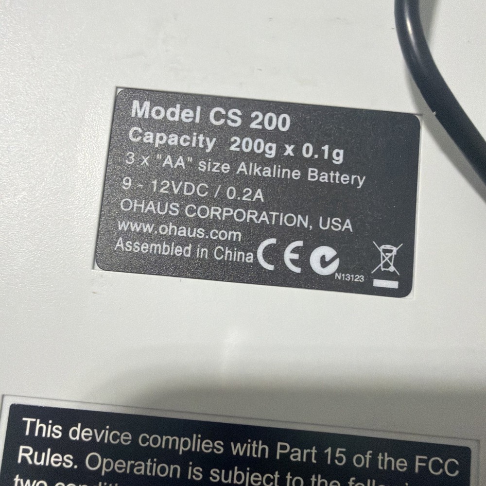 OHAUS Compact Bench Scale CS 200 - 200g Capacity, 0.1g Readability
