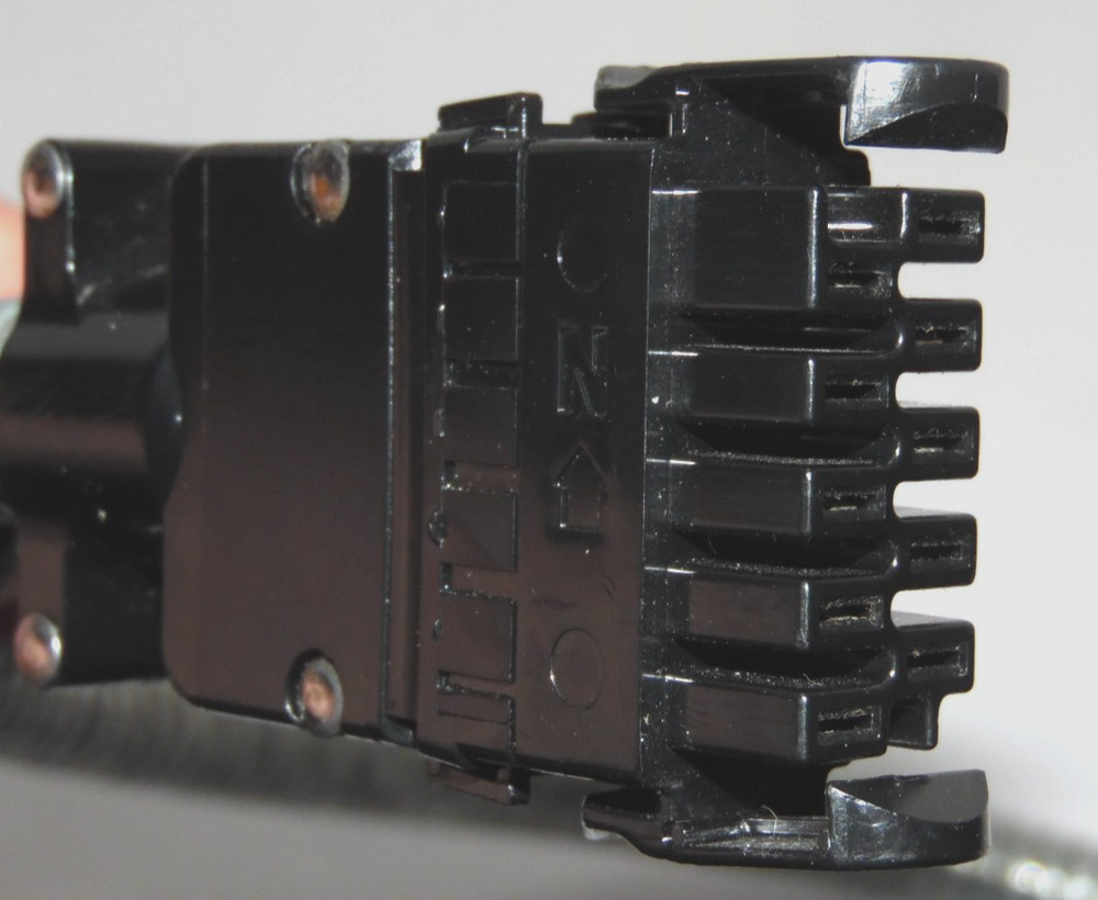 Knoll Connector LR62867