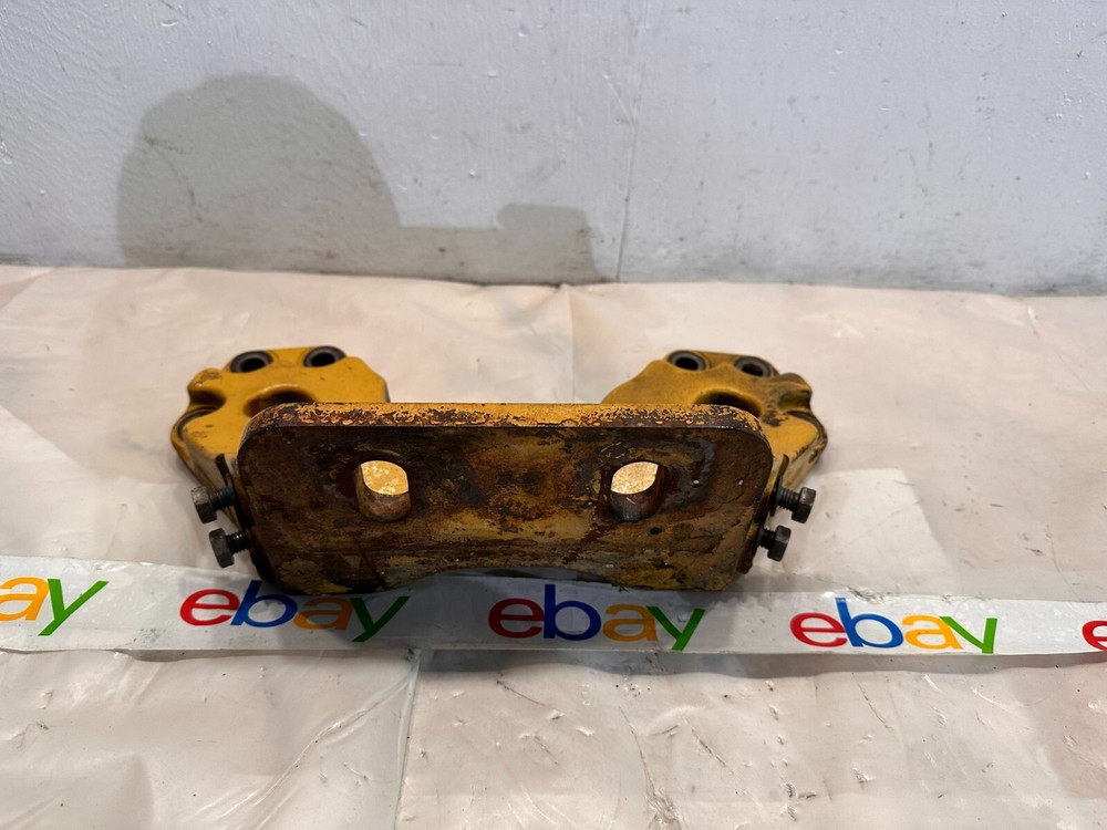 CAT C13 Caterpillar Diesel Engine Mount Front Support 2675589 OEM