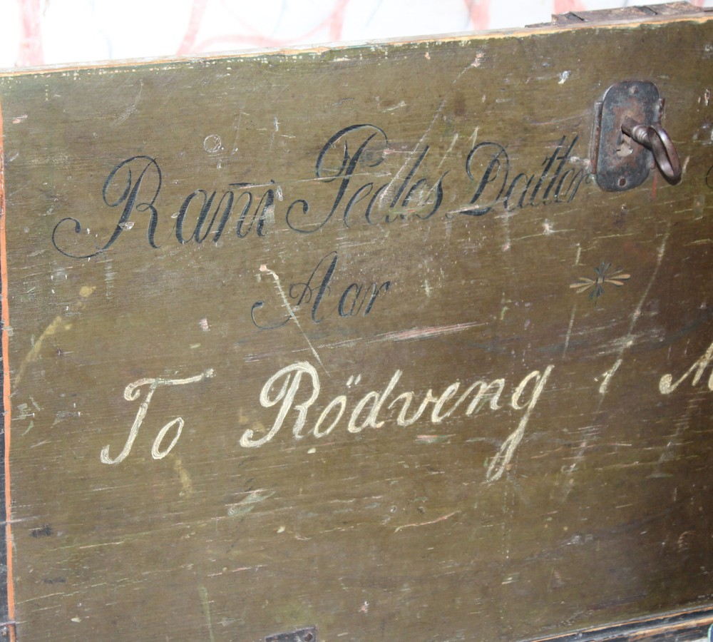 Antique Painted Immigrant Dome shaped Trunk – Redwing Minnesota – 1840