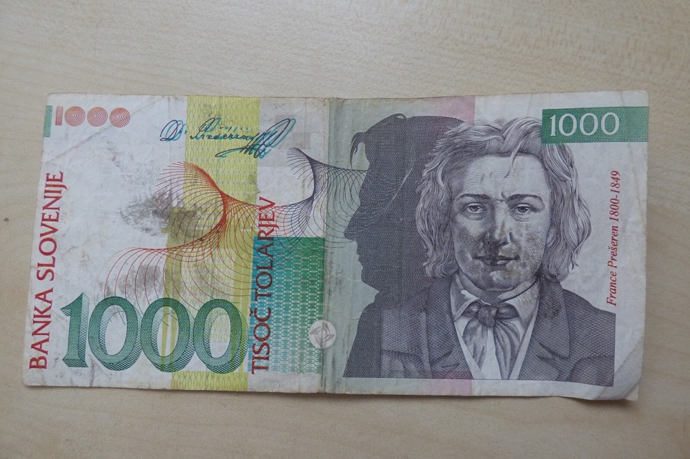 Slovenia 1000 Tolar 1992 Banknote Tolarjev AA87