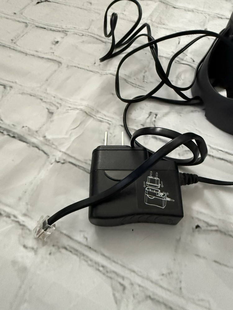 Plantronics CS351N Wireless Office Phone Headset Base System Powers On