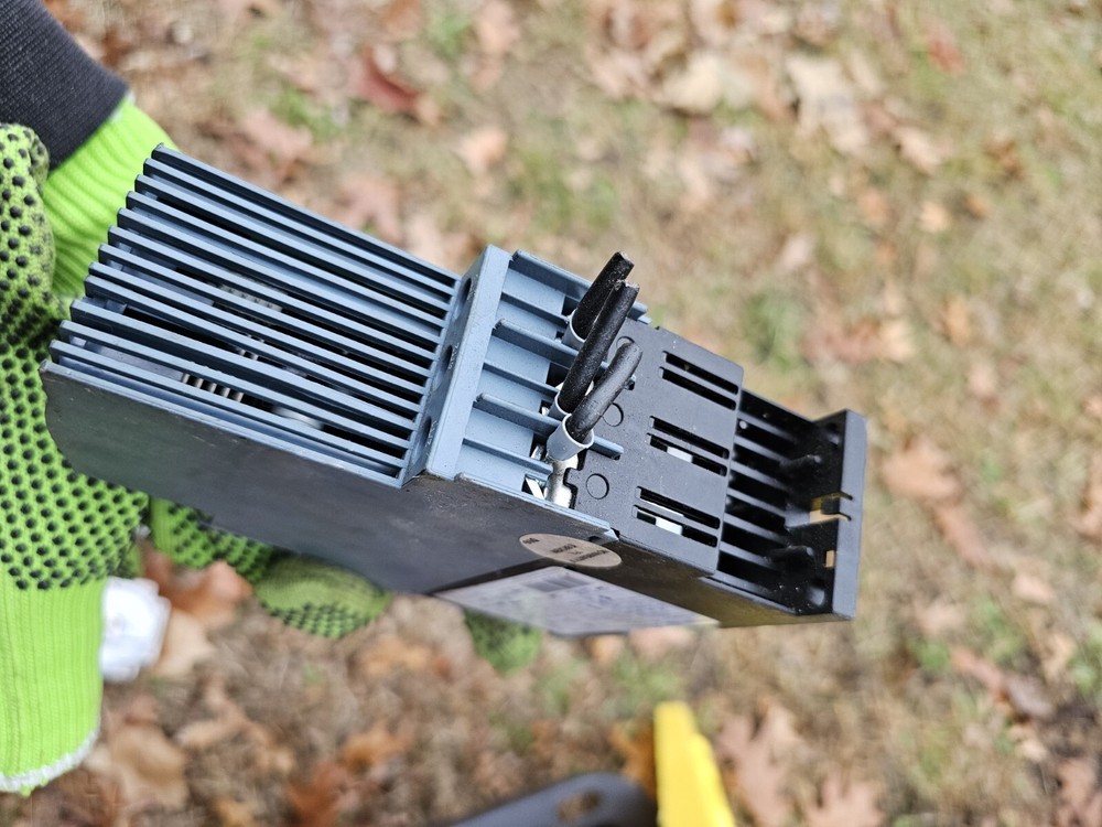 Siemens 3RW3026-1BB04 Soft Starter,