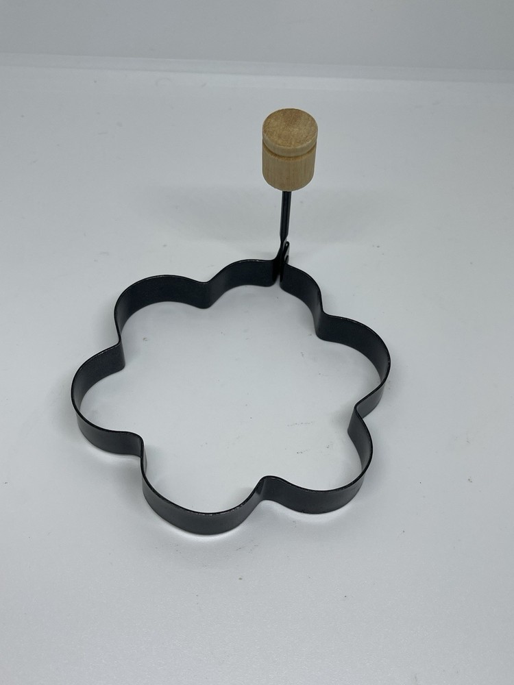Flower Shaped Egg Mold/Pancake Mold