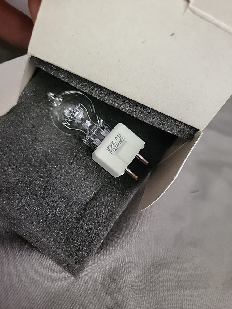 NIB Ushio JCD120V 300WC Halogen Lamp Light Bulb Projector