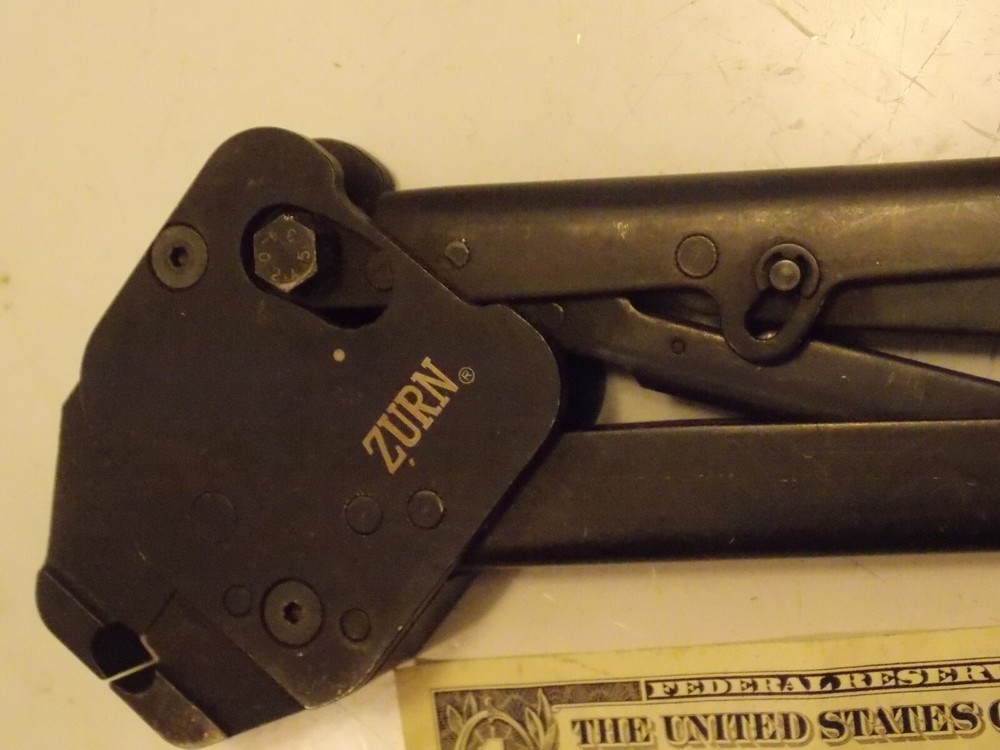 Zurn PEX Quickclamp Crimp Ring Tool Medium QCRTQCM