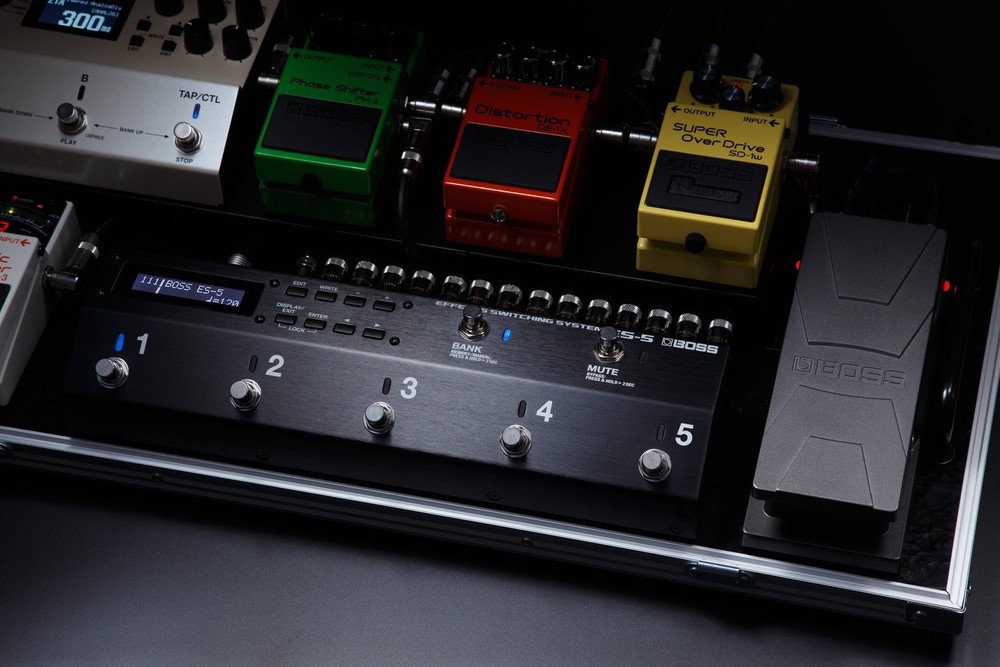 BOSS Effects Switching System (ES-5)