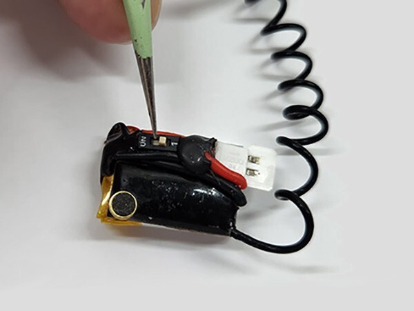 Powerful UHF Spy Audio Bug Microphone with Rechargeable Battery Range upto 700m