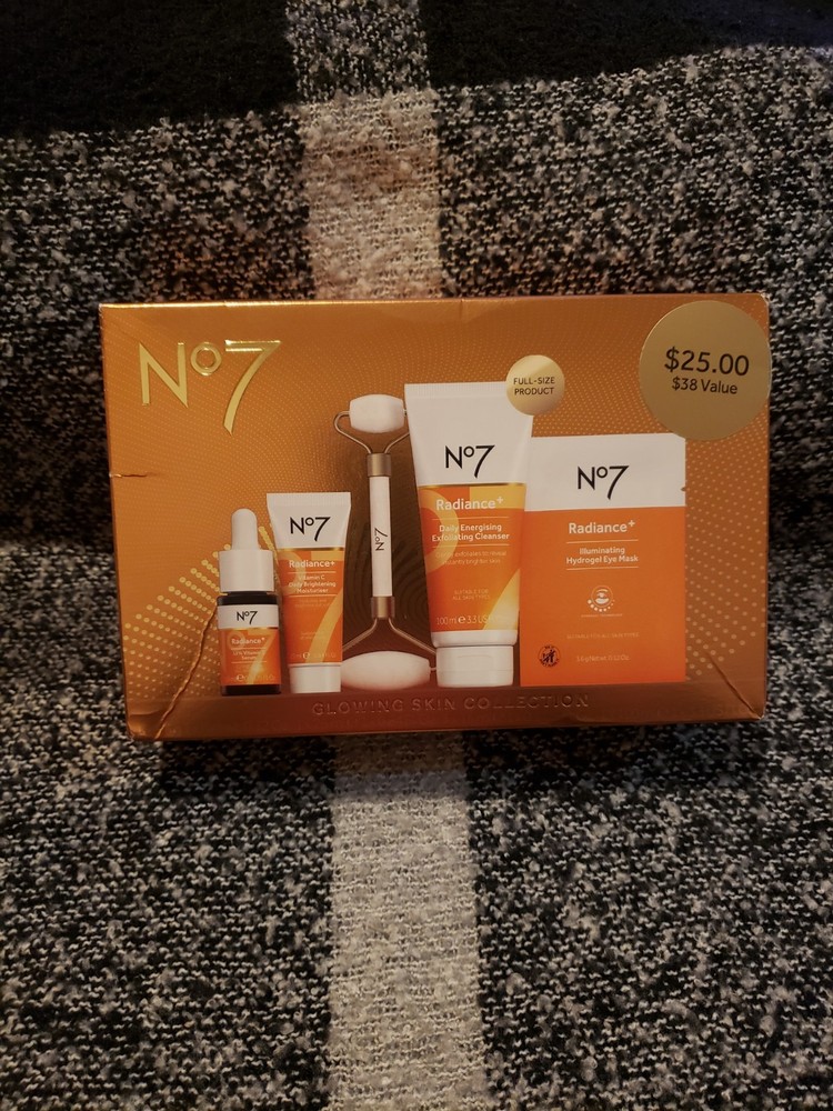 No7 Glowing Skin Collection - 5 Piece Set