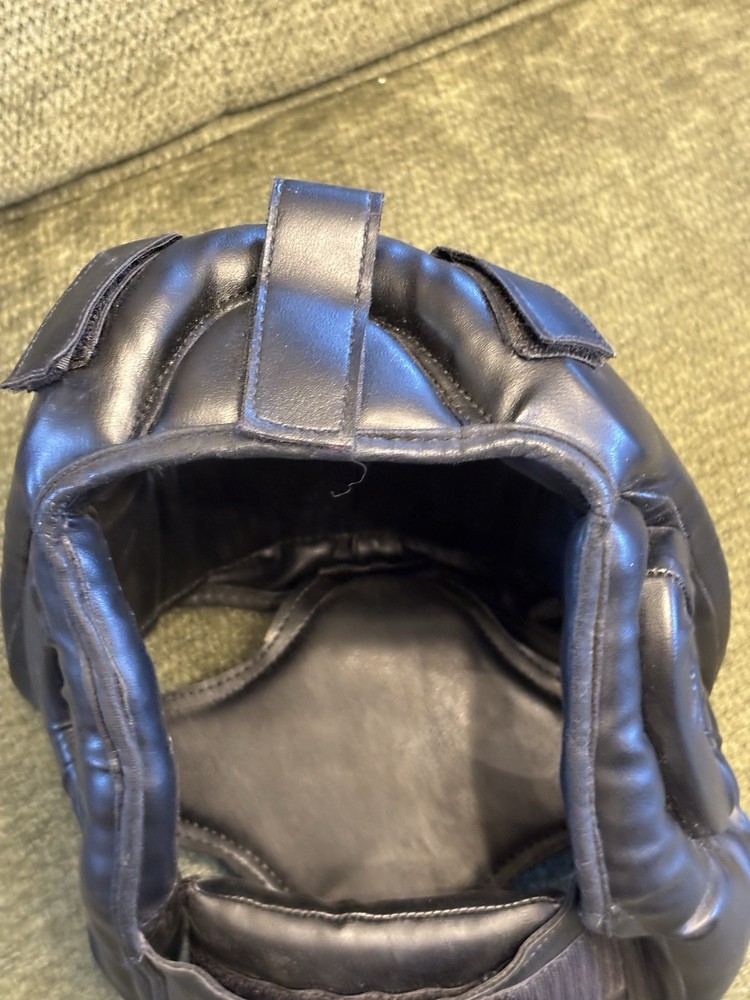 Thunder By Pro Force Boxing Headgear Size Large/Extra Large