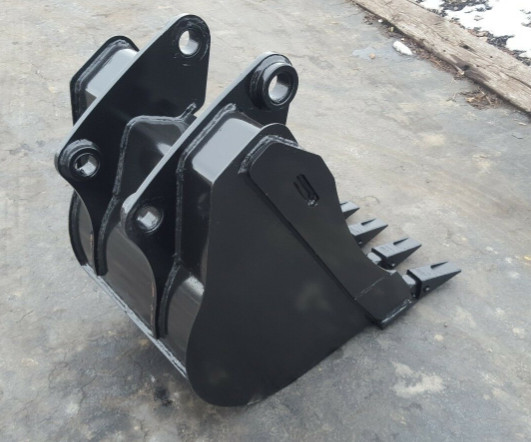 New 24" Backhoe Bucket for a Caterpillar 420E